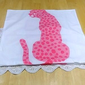 Abstract pink Leopard Pillow Cover, nwot